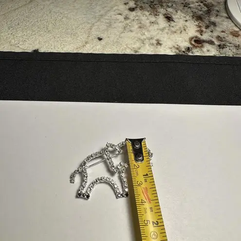 Rhinestone Elephant Silver Tone Animal Brooch Pin Black & Clear