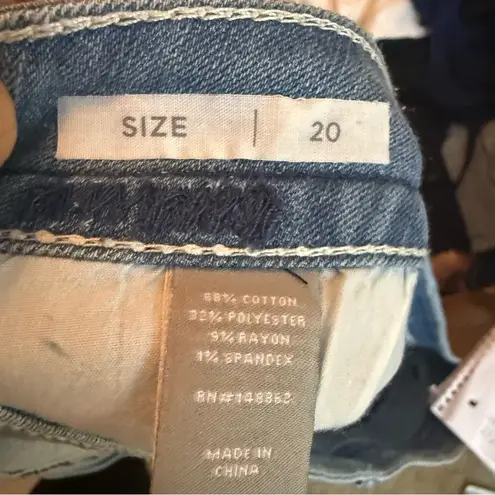 Lovesick Embroidered South Western Distressed Junior Denim Shorts Size 20 Boho Blue