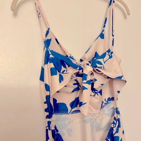 NWT Midi White and Blue Print Tie Back Cami Dress Size M