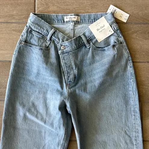 Abercrombie & Fitch  Curve Love The Dad High Rise Size: 27 Long