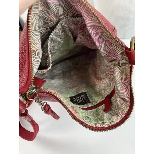 The Sak Iris Crossbody Bag In Red Pebbled Leather Zip Handbag Purse