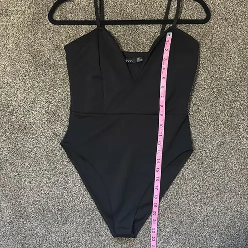 Black plunge neck bodysuit Size 8