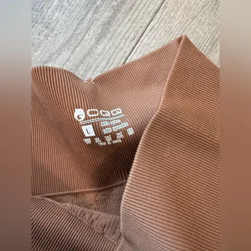 QQQ Brown Seamless High