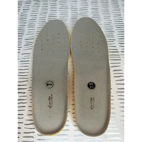 GDefy Gravity Defyer Comfort Light Gray Yellow TB9011FGY