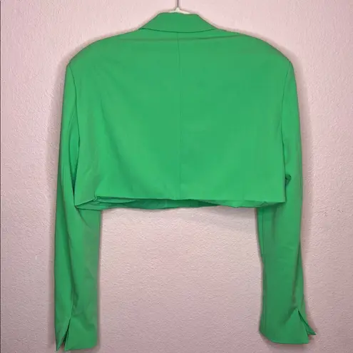 Danielle Bernstein For WeWoreWhat Solid-Colored Cropped Blazer Green. Size L