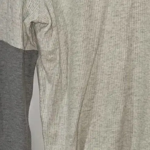 Red Haute LONG SLEEVE ANGLED WAIST PULLOVER TOP MEDIUM