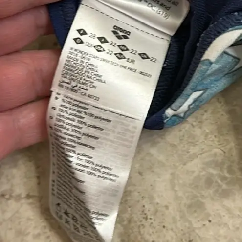 Arena Wonder Woman Stars Swim Tech One Piece Swimsuit NEW Size 22