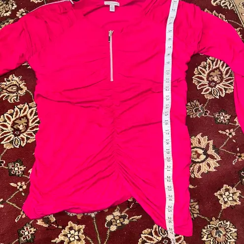 Chic Zippered Hot Pink Blouse with Zipper Shoulders & Front Gathered Middle L Size L