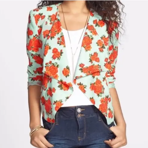 BCNU semi cropped light blue orange floral jacket blazer NWT size Medium