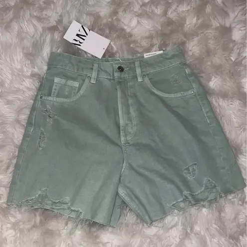 ZARA Nwt  dad shorts