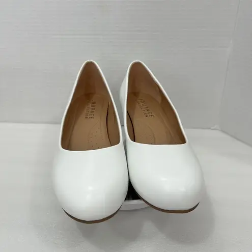 Journee Collection Saar Womens Round Closed Toe Block Heel Pumps. Size 11. White
