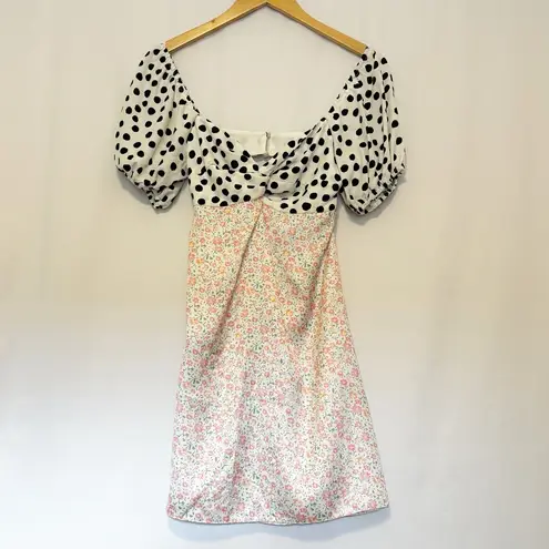 Miss Selfridge twist front mini dress in mix spot floral print size 6 NWT