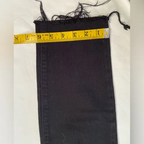 Levi's Levi premium Wedgie Black Jeans,‎ button fly, straight, frayed hem, size 28