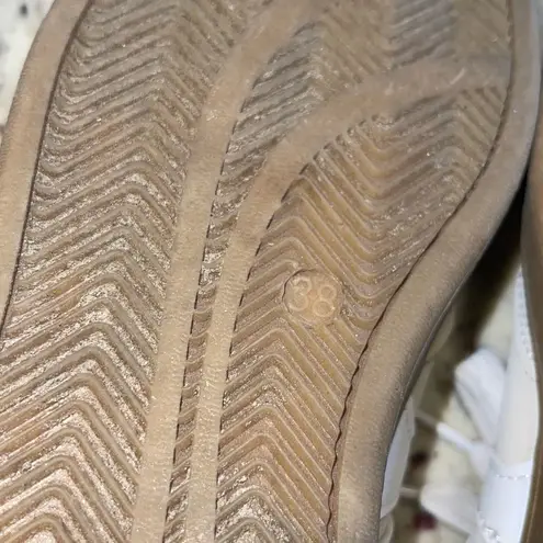 Womens Round Toe Low Top Classic Lace