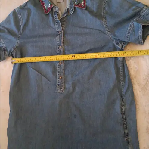 denim dress with floral‎ embroidery size. L Blue Size L