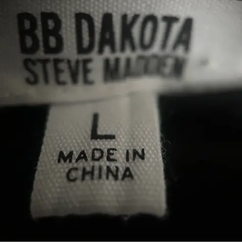 EUC BB Dakota Steve Madden Black Cut