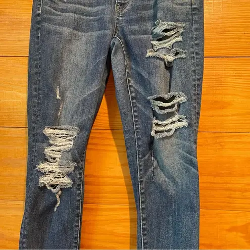 American Eagle  Outfitters Super Stretch X Distressed High Rise Jegging 6 Short