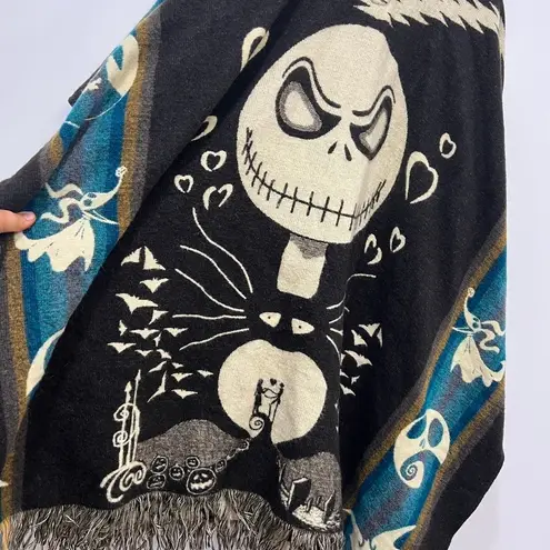 Disney  Nightmare Before Christmas‎ Poncho Shaw One Size Blanket Jack Skellington