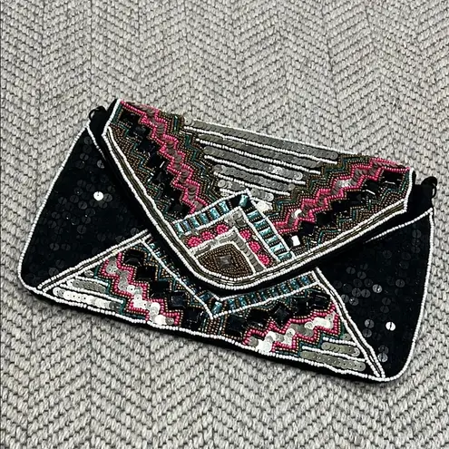 Beaded Geometric Clutch