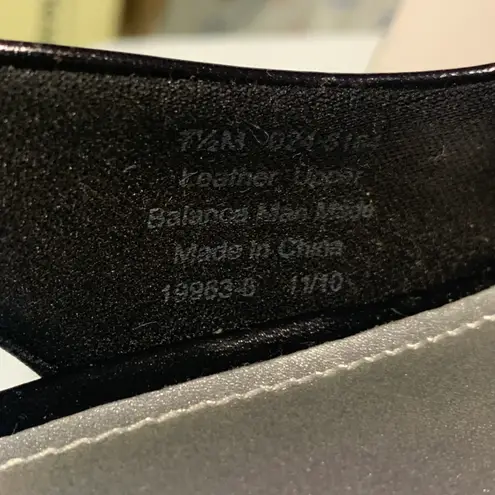 East 5th NWT Sicily black slip on peep toe leather heels