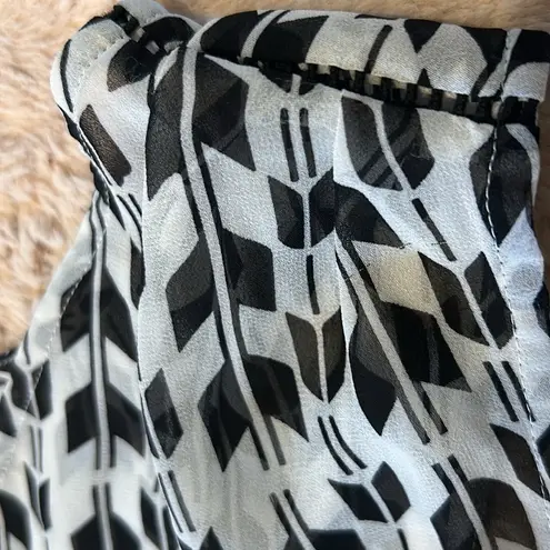 Collective Concepts blouse in size L thumbnail 5