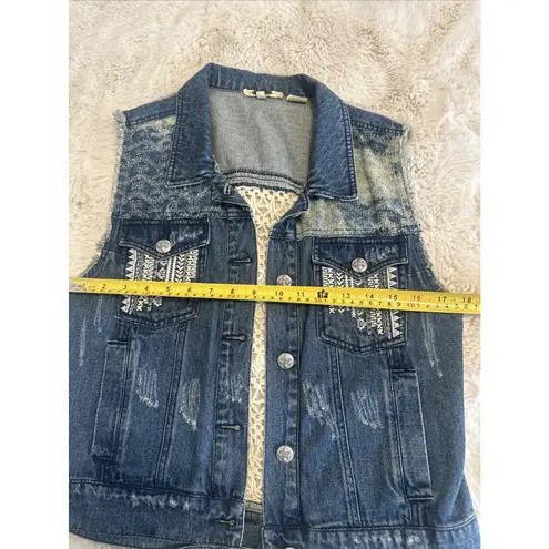 Miss Me  Vest Denim Jean Crochet Lace Back Western Distressed Size Large‎
