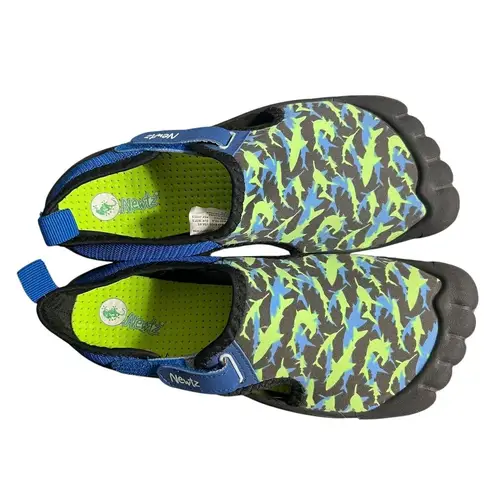 Newtz Water Shoes Womens Size 4 5 Blue Shark Print Aqua Beach Swim Pool USA 4/5