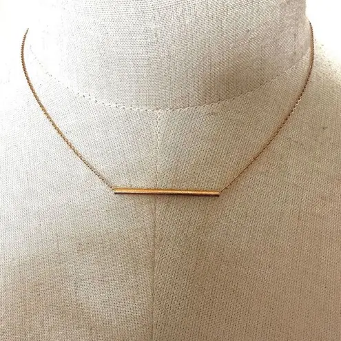 The Bar Gold tone pendant necklace