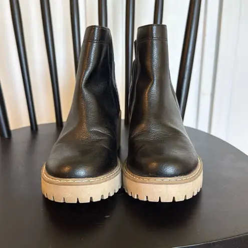 Dolce Vita Riella black wedge ankle booties size 7.5