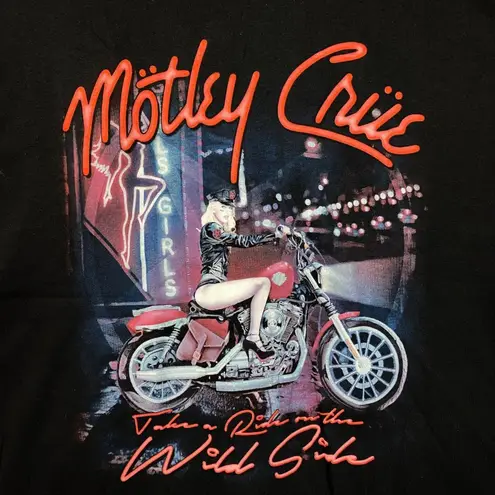 Motley Crue Take a Ride on the Wild Side Heavy Metal Tee L