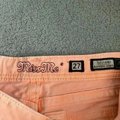Miss Me ⭐️ Light orange  boyfriend shorts in size 27