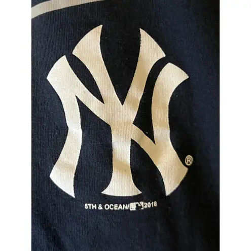 New York Yankees Shirt Womens XS Navy Blue MLB Baseball New Era V Neck Striped