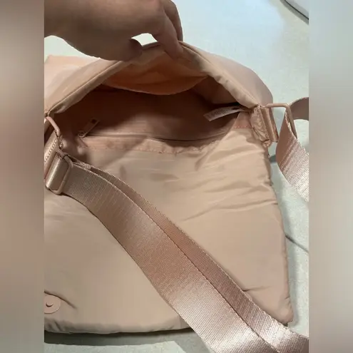 Live in Style Chic Quilted Crossbody Bag in Blush Aldi Pink