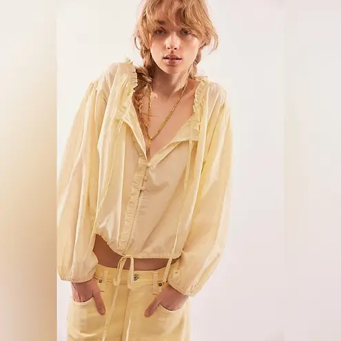 Free People 024.🌸NWOT🌸 Selah Eyelet Top in Lemon Icing