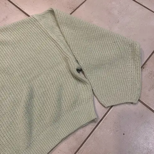 Divided  | minty green crop sweater size large