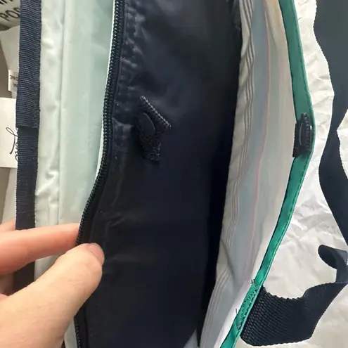 Thirty one Colorful Striped cooler Bag Blue