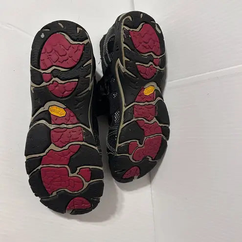 Merrell outdoor hiking trail walking shoe women fits size 9