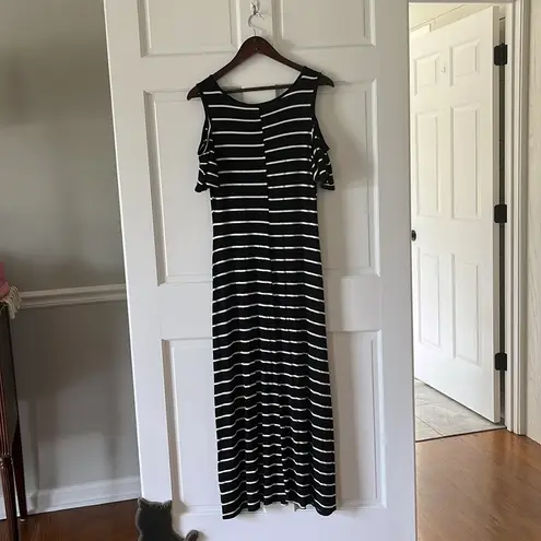 Sweet Pea Black and White Cold Shoulder Maxi Sundress
