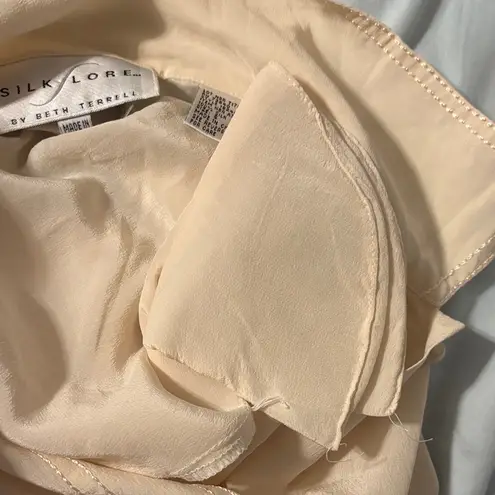 Silk Lore by Beth Terrell 100% Silk Short Sleeve Sheer Top Size Small Cream Tan