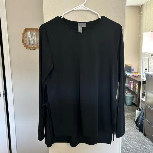 Sweaty Betty  | Tie Side Yoga Long Sleeve Top in black size 4-6