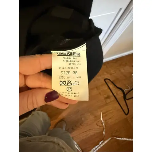 Kurt Geiger Geiger Vintage 100% wool midi dress size 38/M