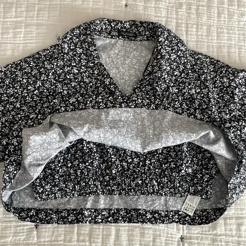 ZARA  Cropped Floral Short Sleeve Collared Cotton Top in Black White Size S