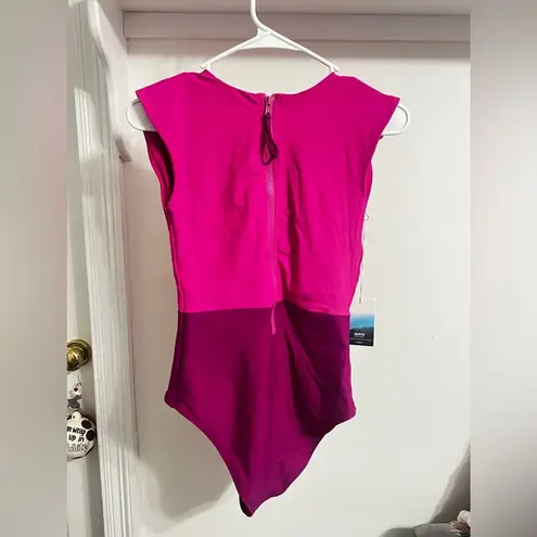 FINAL PRICE DROP NWT SELENA ZIP