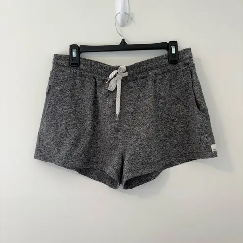 Vuori  Halo Performance Shorts Large