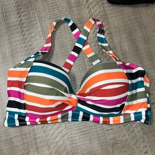 Time And Tru  women’s swim top. Like new.