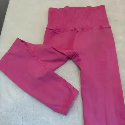 Free People  Good Karma Leggings Tropical Pink (Neon) size XS