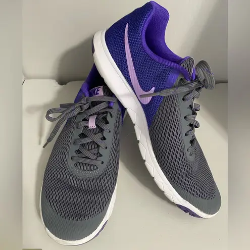 Nike Running Shoe Flex Experience Purple Gray Knit athletic Trainer gym walk 9