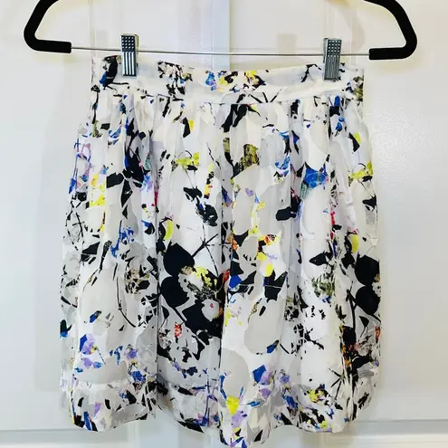 Elizabeth and James Floral Print Mini Skirt - Women Size 0 - White