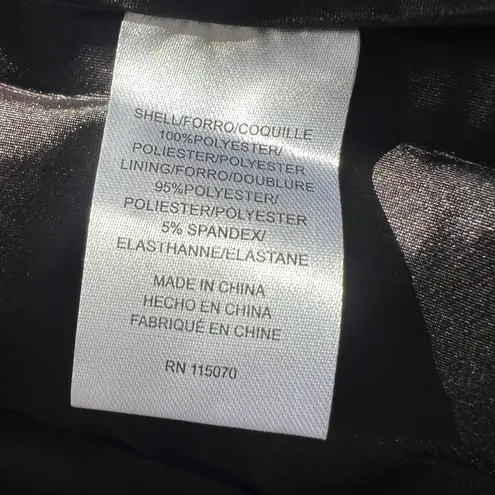 Nina Leonard Collared Cap Sleeve One Button Closure Faux Fur Cape