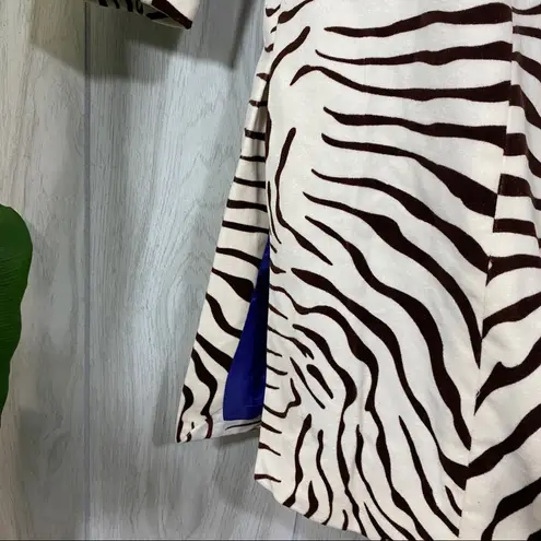 J. McLaughlin  Jasper Velvet Zebra Jacket size 4 *FLAWED*